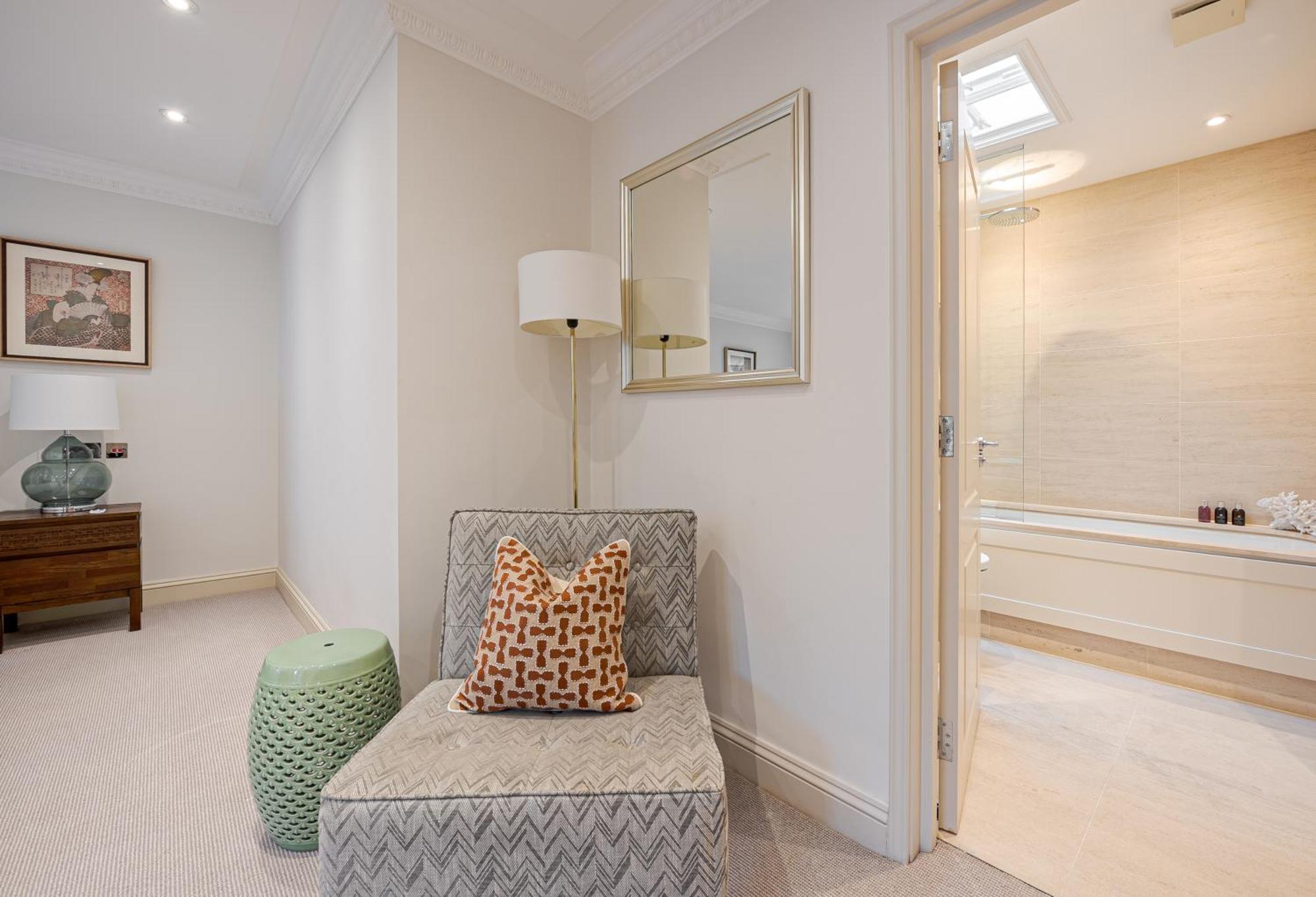 Modern 3 Bedroom Luxury House With Garage In Central Londres Extérieur photo